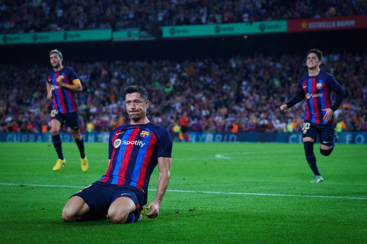 ބާސާ މޮޅުވިއިރު، ލެވަންޑޯސްކީ 600 ގޯލު ހަމަކޮށްފި