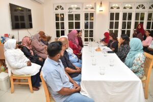 އިބަމަ މެންބަރުންނާ ފަޒުނާ ބައްދަލުކުރައްވައިފި
