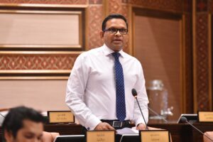 ރައްޔިތުންނާ ގުޅުންހުރި މައްސަލަތަކަށް ހައްލު ހޯދުމުގެ ހިތްވަރެއް ސަރުކާރަކު ނެތް: ނާޒިމް