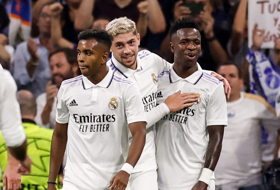 ޝަޚްތާރު އަތުން ޗެމްޕިއަން ރެއާލަށް މޮޅެއް