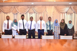 ދަރަނބޫދޫ ކައުންސިލްގެ ޝުކުރާއި ތަޢުރީފް، ރައީސަށް!