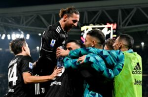 ލާޒިއޯ ބަލިކޮށް ޔުވެންޓަސް ތިން ވަނަ އަށް