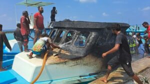 ފުނަދޫ ފަޅުތެރޭ އޮތް ދޯންޏެއްގައި ރޯވި އަލިފާން ނިއްވާލައިފި