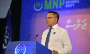 އެމްއެންޕީއިން ނާޒިމަށް ރިޔާސީ ޓިކެޓް ހަވާލުކުރުން ފަސްކޮށްފި
