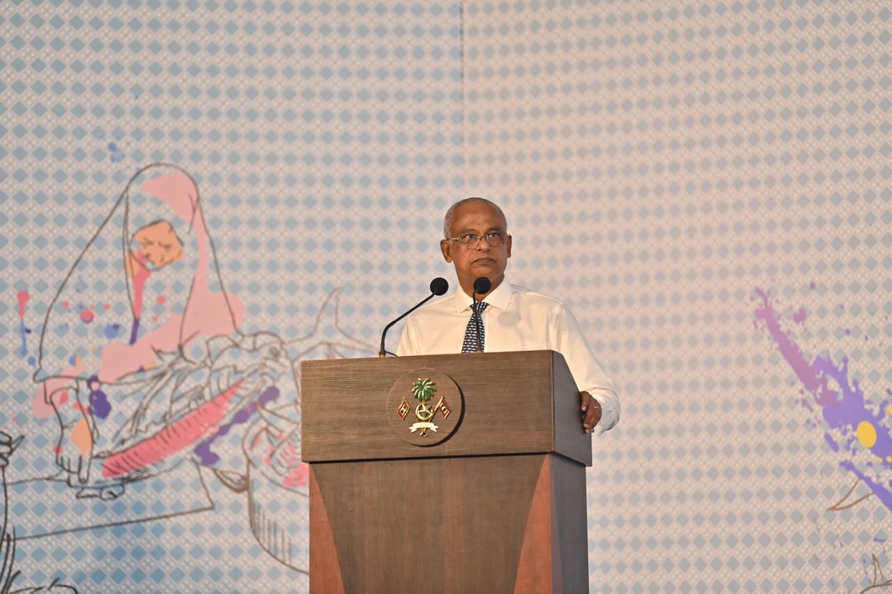 ހުވަދުއަތޮޅުގެ މަސްވެރިންނަށް ދިމާވެފައިވާ ދަތިތައް ދާދިއަވަހަށް ހައްލުކޮށްދޭނަން: ރައީސް