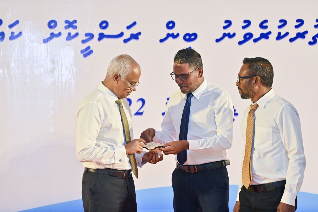 ސަރުކާރާ އެކުގައި ރައްޔިތުން ތިބުމަށް ރައީސުލްޖުމްހޫރިއްޔާ އެދިވަޑައިގެންފި