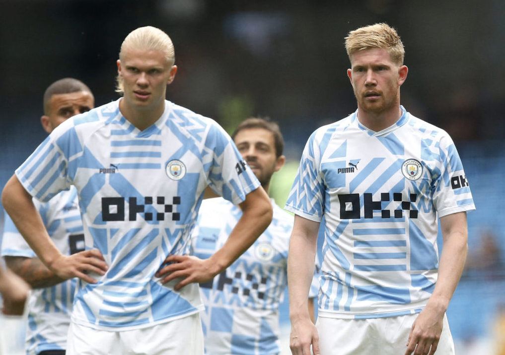 މެސީ އާއި ރޮނާލްޑޯއާ އެއްވަރަށް ހާލަންޑަށް ލަނޑު ޖެހޭނެ: ޑި ބްރެއިނާ