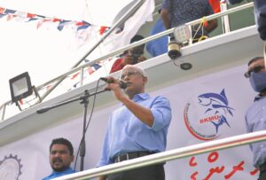 އަބަދުވެސް މަސައްކަތްކުރަނީ މަސްވެރިންނަށް ލިބޭ ފައިދާ އިތުރު ކުރުމަށް: ރައީސް