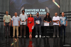 ދިވެހި އެފް.އެމް އެވޯޑް މިއުޒިކީ 4 ފަންނާނަކަށް!