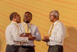 އެމްޑީޕީން ނަޝީދަށް ރައްދުދީފި، ދަފްތަރު ކުރިން އޮތީ ގަޑުބަޑުކޮށްފައި