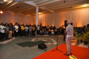 ރައީސް ސާލިހު މާލޭގެ ކެމްޕޭން ޓީމުތަކާ ބައްދަލު ކުރެއްވުން