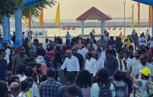 ވިލިނގިލިން ރައީސް ޞާލިހަށް ހޫނު މަރުހަބާއެއް!