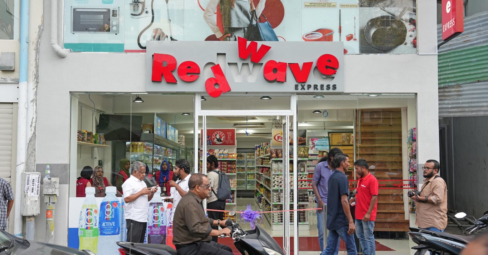 މާދަމާ އިން ފެށިގެން ދަންވަރު 1:00 ފިހާރަތައް ހުޅުވާފައި ބެހެއްޓޭނެ