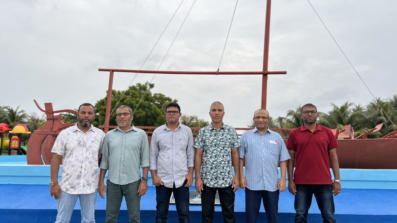 ފަނޑިޔާރުންގެ ޖަމްޢިއްޔާގެ ރައީސް ހއ. އަށް ވަޑައިގެންފި