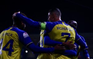 ރޮނާލްޑޯގެ މޮޅުކުޅުމާއެކު ތައާވޫން ކައިރިން ބަދަލު ހިފައިފި