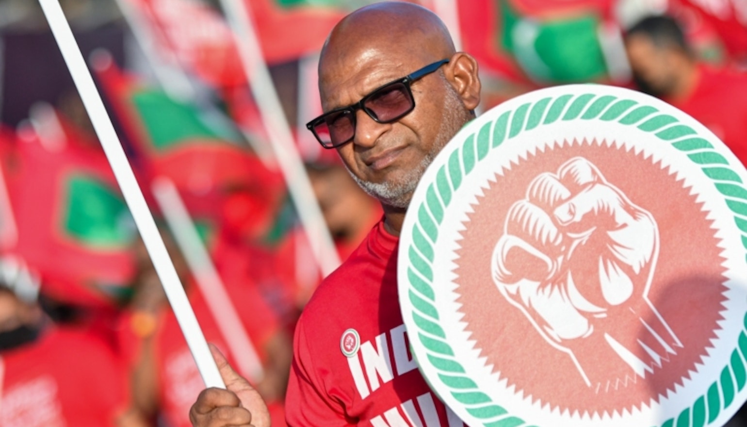 އިންޑިއާ އައުޓު ހަރަކާތުން ނަތީޖާ ނުނެރެވި، އޭގެ ނިކަމެތިކަން އެންމެ ފަހުން އާދައިގެ އެކްޓިވިސްޓުންނަށް!