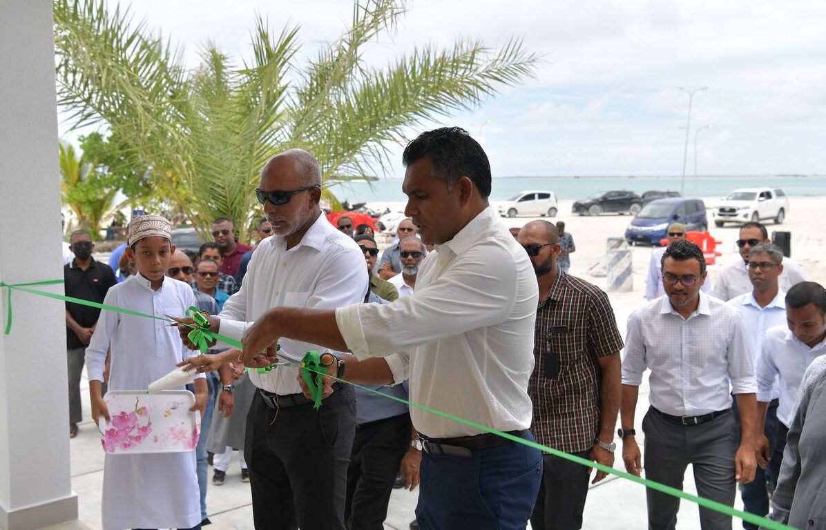 އަމިއްލަ ފަރާތަކުން ހިތަދޫގައިި އިމާރާތްކުރި މިސްކިތް ހުޅުވައިފި