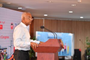 ކުޑަ އުޖޫރައާއިއެކު 28،000 އަށްވުރެ ގިނަ މުވައްޒަފުންގެ މުސާރައަށް ހެޔޮ ބަދަލެއް ގެނެވިއްޖެ: ރައީސް