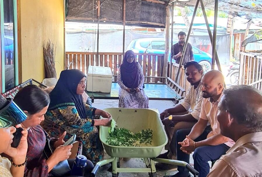 އެމްއާރުއެމްއިން ކާށިދޫގައި ތިބި އެޕާޓީގެ މެމްބަރުންގެ ގާތަށް!