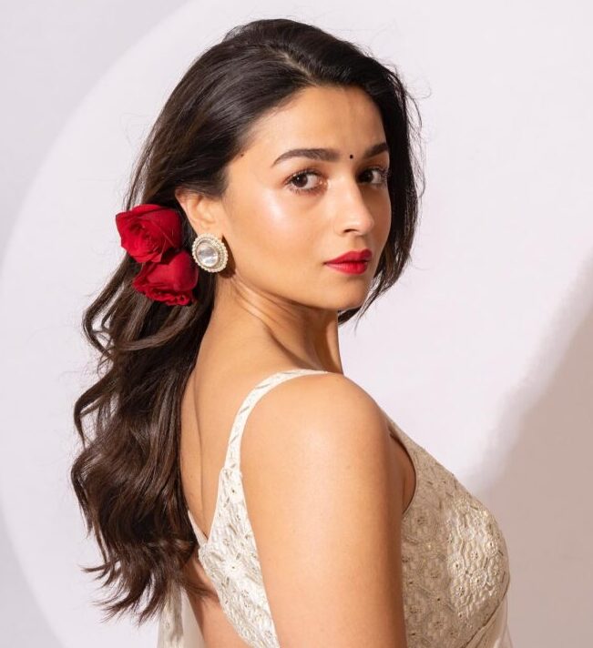 ބަރުދަން ލުއިކުރީ ކަސްރަތު ކޮށްގެން: އާލިއާ