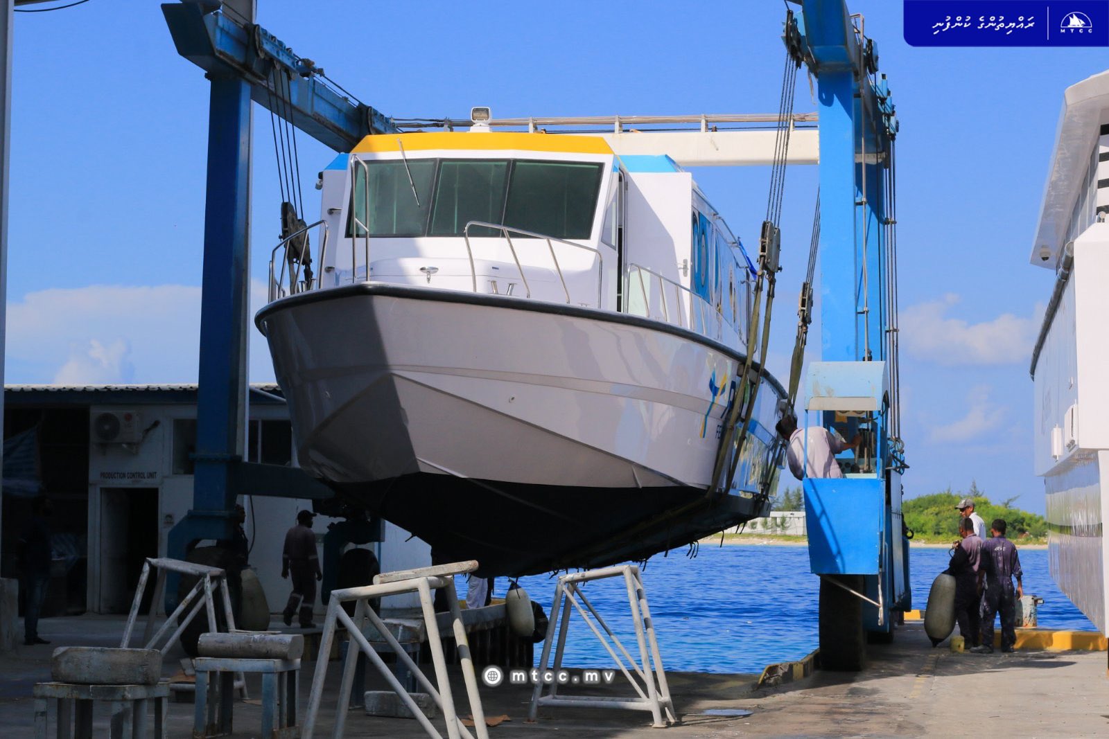 އާރުޓީއެލް، ހުވަދޫ ފެރީގެ ފުރަތަމަ އުޅަނދު ޙަވާލުކޮށްފި