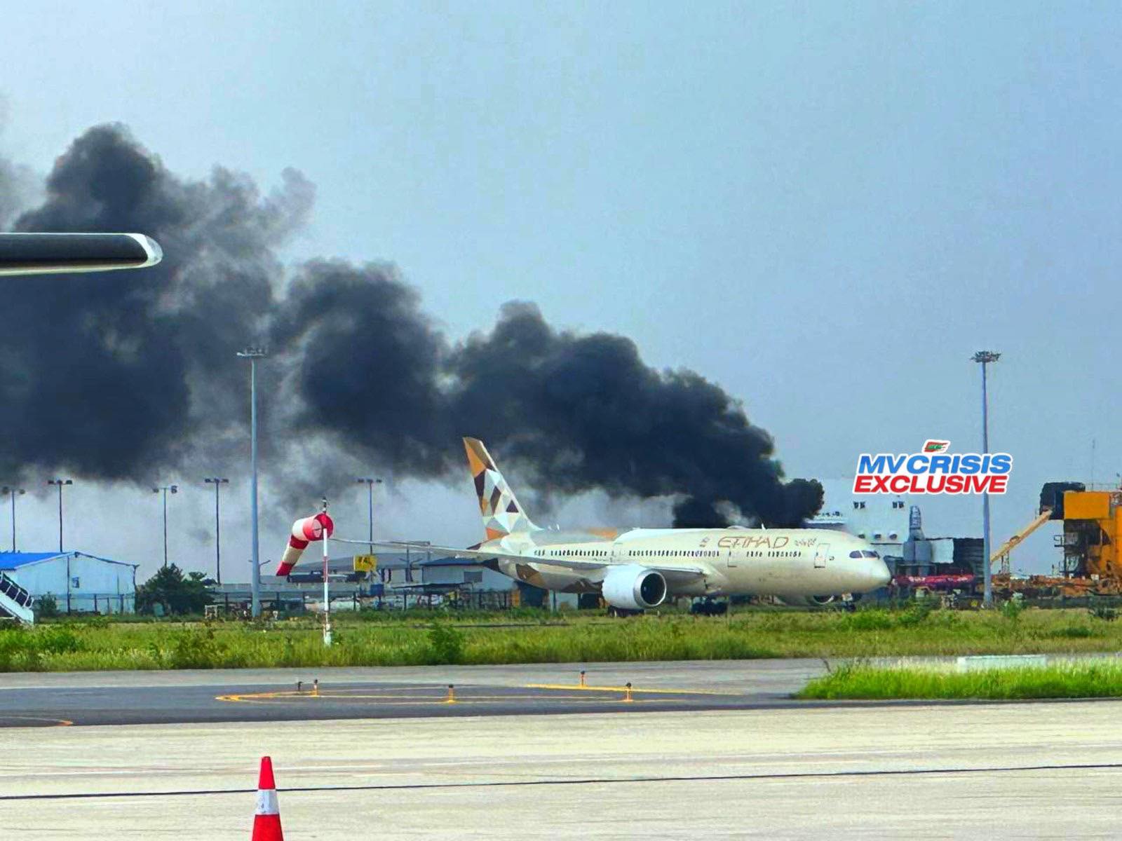 ވެލާނާ އެއާޕޯޓުގައި އަލިފާނުގެ ޙާދިސާއެއް ހިނގައިފި