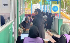 ގުރައިދޫ ދާއިރާ ބައި-އިލެކްޝަން: ވޯޓުލުމުގެ ވަގުތު 5 ޖެހުމާއި ހަމައަށް އިތުރުކޮށްފި