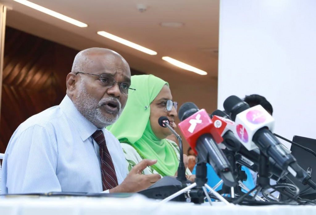 ޗާގޮސްގެ މައްސަލައާއި ގުޅުންހުރި، ދުނިޔޭގެ އެންމެ ވަރުގަދަ އެކްސްޕާޓުންގެ ތެރޭ އަޅުގަޑު ހިމެނޭ: މުނައްވަރު