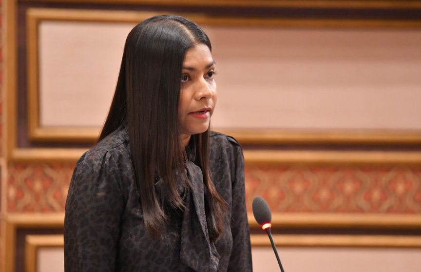 ބަންޑާރަ ނައިބުގެ ނޯ ކޮންފިޑެންސް ވޯޓަށް ނޭހީ ނަޝީދު ބޭނުންފުޅުވާ ގޮތަށް ވޯޓު ނުނިމިދާނެތީ:ރޮޒައިނާ