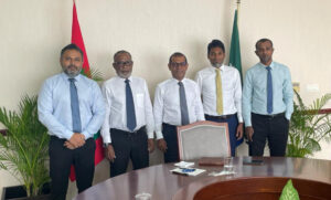 ޗާގޯސް މައްސަލާގައި ޕީޕީއެމުން ރައީސް ނަޝީދު އަރިހަށް!