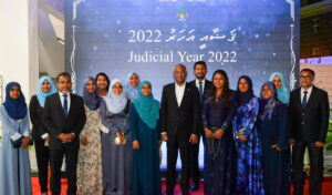 ޝާރުޢީ ދާއިރާގެ މުވައްޒިފުންނަށް ސިޔާސީ ހަރަކާތްތަކުގައި އުޅެވޭގޮތަށް އުސޫލު ބަދަލުކޮށްފި