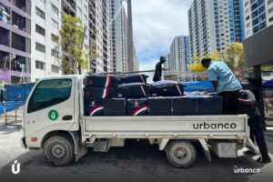 ހައްޖުވެރިންނާއި ލަގެޖް އެއާރޕޯޓަށް ގެންދިއުމުގައި އާރބަންކޯއިން އެހީވަނީ