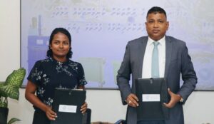 5 އަތޮޅެއްގެ 22 ރަށަކަށް ކުނި މެނޭޖްކުރާނެ އާލާތްތައް ފޯރުކޮށްދިނުމަށް ލަންކާގެ ކުންފުންޏަކާއި ހަވާލުކޮށްފި