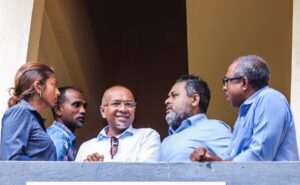 ދެޕާޓީއަށްވެސް ހުށެހެޅީ ނިޒާމީ ވޯޓު، ޕީޕީއެމްއިން ސޮއިކުރަން ދެކޮޅު: ހަސަން