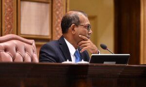 އޭޖީގެ އިތުބާރު ނެތްމައްސަލަ ކުރިއަށް ނުގެންދެވި، ޖަލްސާ މެދުކަނޑާލައިފި