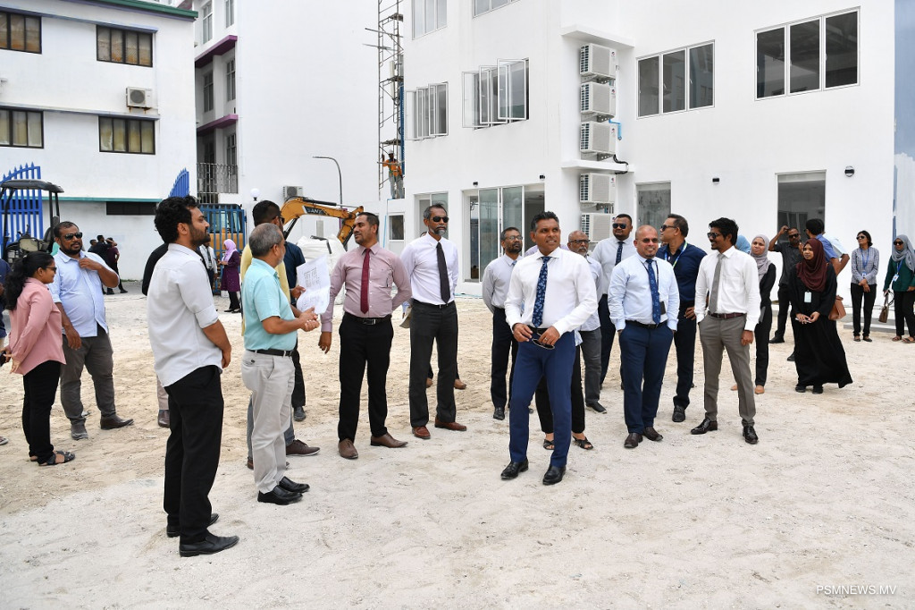 ދަރުމަވަންތަ ސްކޫލާއި ޞަލާޙުއްދީން ސްކޫލުގެ މަސައްކަތްކުރިއަށްދާގޮތް ނައިބު ރައީސް ބައްލަވާލައްވައިފި