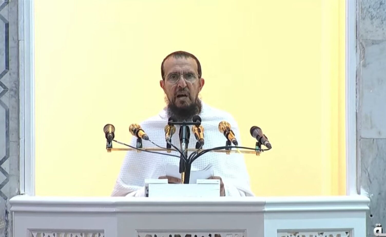 ޙައްޖު ޚުތުބާގައި މުސްލިމު އުއްމަތަށް ގޮވާލީ ބައިބައިނުވެ، އެއްބައިވަންތަވުމަށް!