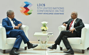 ސޭޝެލްސްގެ ރައީސްގެ ދެކަނބަލުން މާއަދާމާ ރާއްޖެ ވަޑައިގަންނަވަނީ