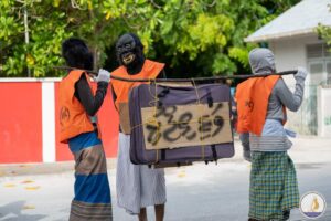 ކުޅުދުއްފުށި މަށި މާލި ޕެރޭޑް: "ވަޑި ތިޖޫރި" އާއި "ވަޑި ތާރު" ދައްކާލައިފި