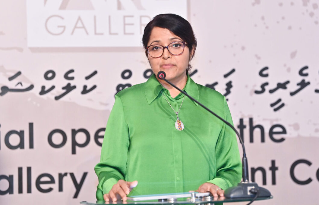 ޢީދު ފާހަގަކުރާއިރު، ހެދުން އެޅުމުގައި މިންގަނޑުތަކެއް ހުންނަންޖެހޭ: ޔުމްނާ