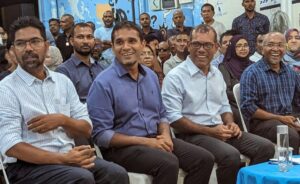 ޑިމޮކްރެޓްސް އިން ދުސްތޫރީ މައްސަލައަށް ވަންނަން ސުޕްރީމް ކޯޓުގެ ރުހުން ލިބިއްޖެ