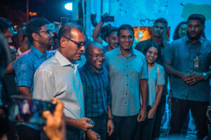 އެއްވެސް ކެންޑިޑޭޓަކަށް ތާއީދު ނުކުރާނެކަން ޑިމޮކްރެޓުން ރަސްމީކޮށް ހާމަކޮށްފި