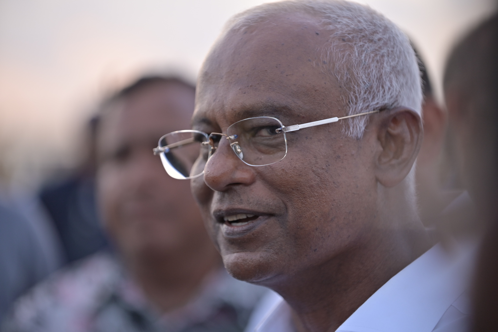 ރައީސް ސޯލިހާއި ނާޒިމްގެ ކެންޑިޑެސީ ފޯމް މިއަދު ހުށަހަޅަނީ