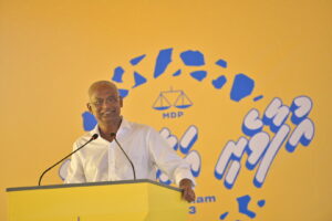 ރިސޯޓުތައް ތަރައްގީވެފައި ވަނީ ރިސޯޓު ފެންވަރަށް، އަވަހަށް ގެސްޓްހައުސް އަޅާ: ރައީސް