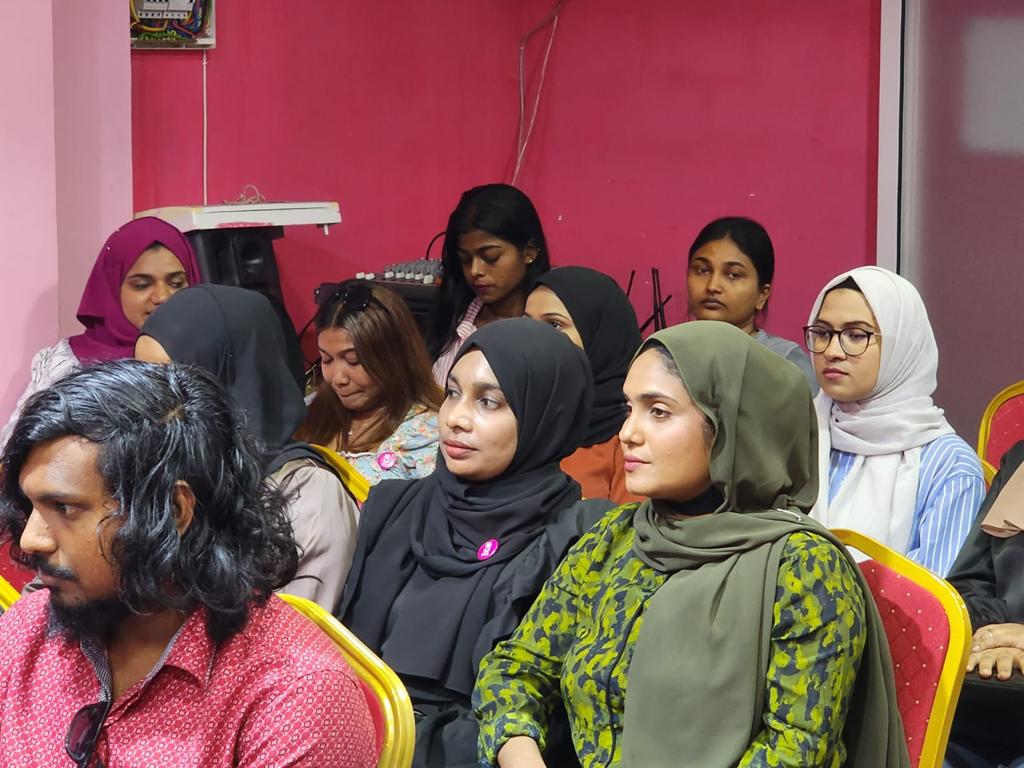 ތުލުސްދޫ ގިނަ އަދަދެއްގެ ޒުވާނުން ޕީޕީއެމްއަށް