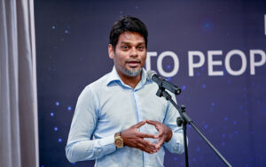 ޑިމޮކްރެޓްސްގެ ރައީސްކަމަށް އަމްރު ވާދަކުރައްވަނީ