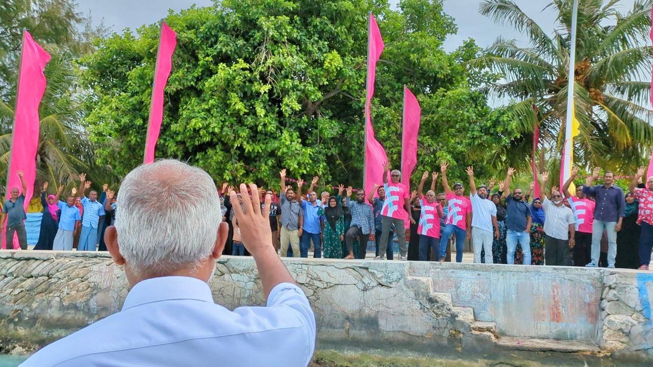 މިސަރުކާރުން ގޮތަށް ރައްޔިތުން ބޭނުންވާކަންކަން ބޮލާލާ ނުޖަހައި ރައްޔިތުން އިސްކުރާނަން: ޑރ.މުޢިއްޒު