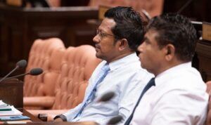 ޑިމޮކްރެޓުން އެމްޑީޕީ މެމްބަރުންނަށް ރައްދު ދިނީ "ޒީރޯޑިގްރީ"ގެ ލަވަޔަކުން!