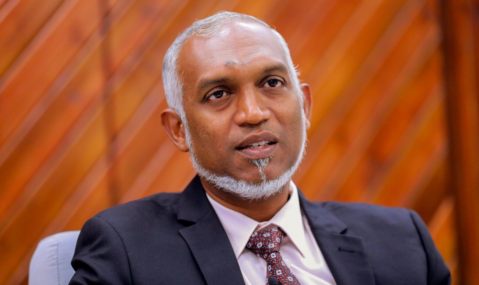 ގައުމު ކުރިއަރުވަން އެންމެން އެކަތިގަނޑަކަށްވާން ޖެހޭ: އިންތިޚާބީ ރައީސް