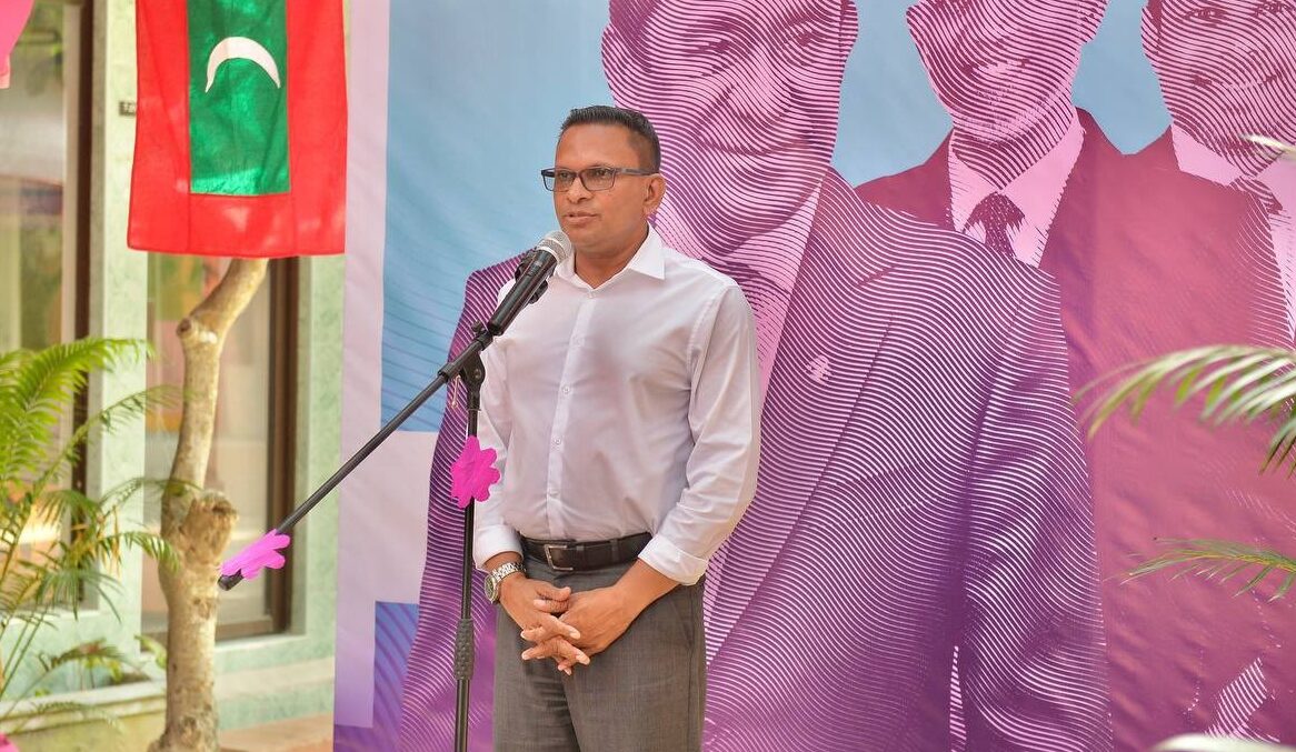 މިސަރުކާރަށް ދަނގެތި ދައިރާގެ ރައްރިތުން ވޯޓުދޭންޖެހޭ އެއްވެސް ސަބަބެއް ނެތް: ނާޒިމް